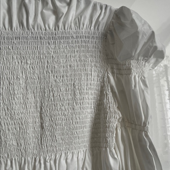 🤍HOST PICK En Saison NWOT White Smocked Blouse Puff Sleeve, Size M - Picture 9 of 11